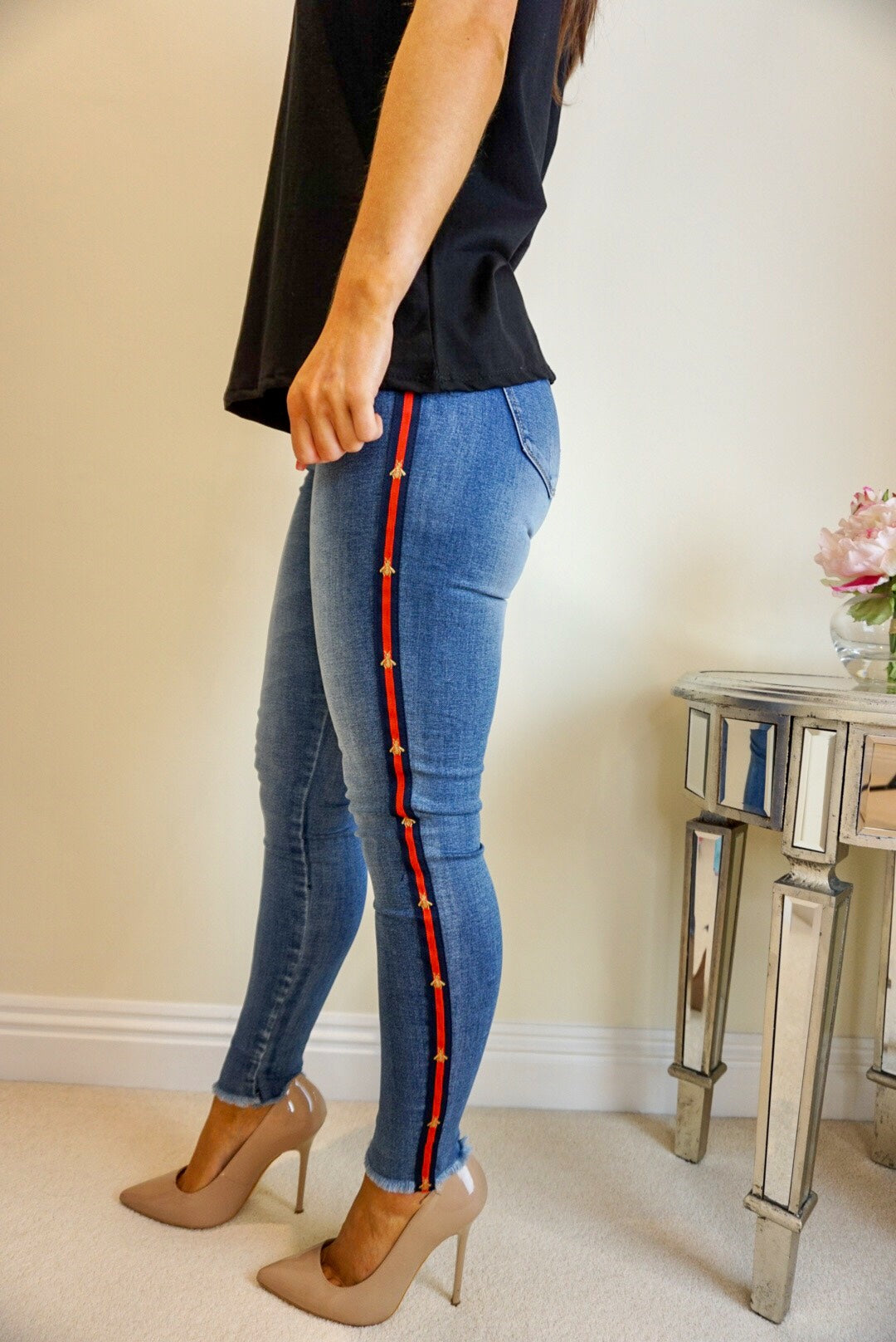 Skinny Jeans with Red Stripe Bee Design in Blue – Second Nature