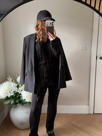 Ribbed matching loungeset in black with longline jumper.
