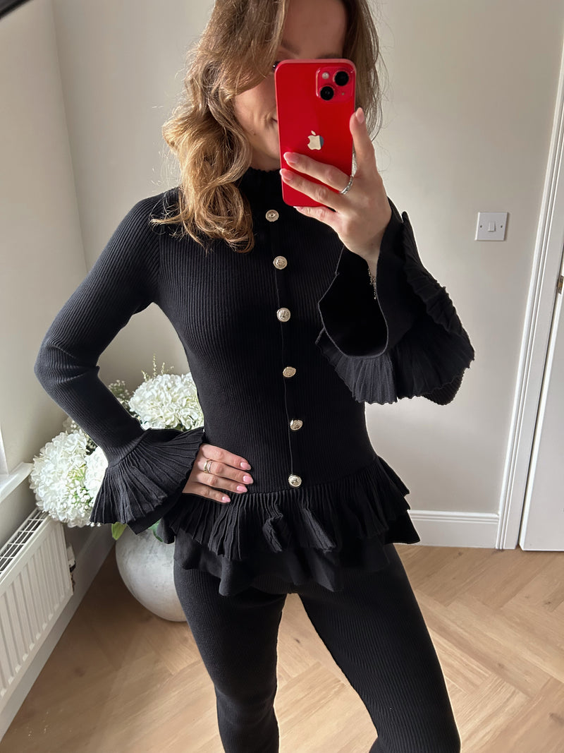 Ribbed Loungeset with Gold Buttons and Frill Hem in Black