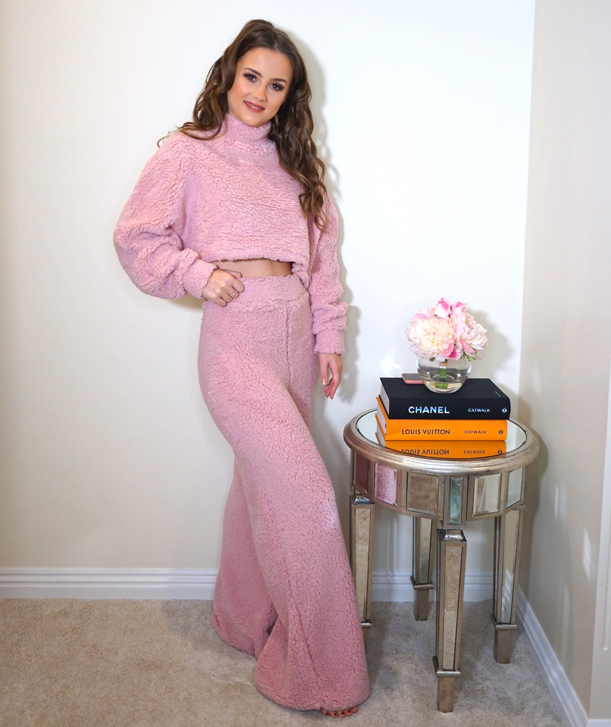 Batwing cropped jumper with fluffy trousers